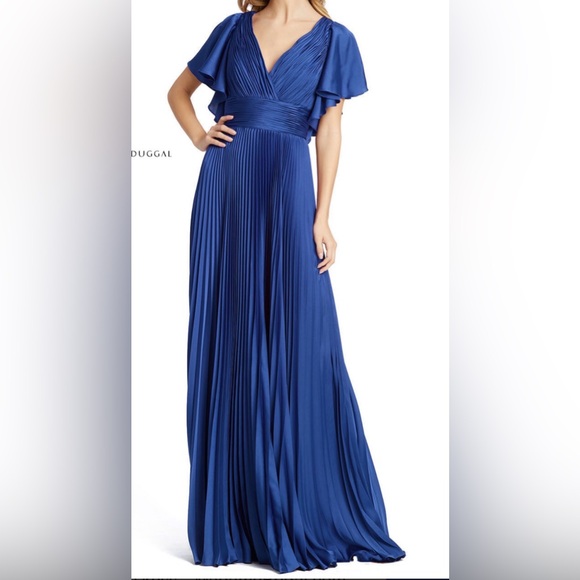 Mac Duggal navy pleated bridesmaid dress size 10 formal dress
